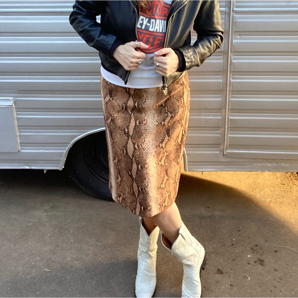 Vintage brown snakeskin print midi skirt with faux leather trim - Picture 3 of 7